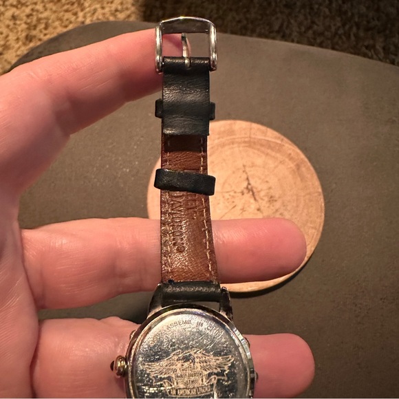 Harley-Davidson Silver and Black Classic Watch Women’s vintage main image 11